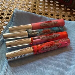 Vintage IGIA Permanent Kiss Lip Gloss Set - Coral, Red, Blue, Pink